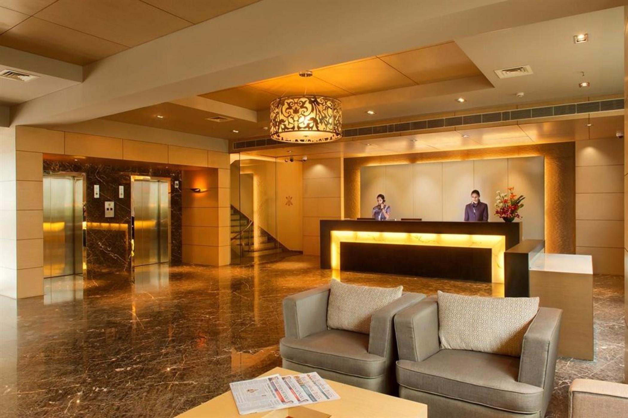 로얄 오키드 센트럴 아코타 - 바도다라 호텔 내부 사진